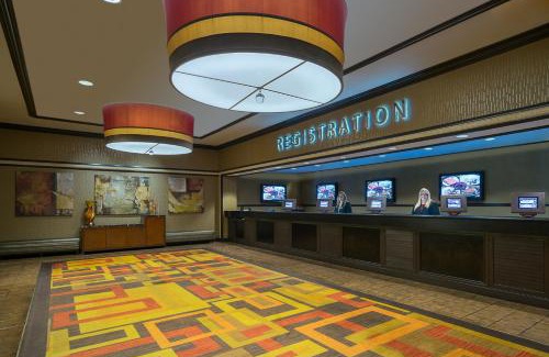 Laughlin Resort | Golden Nugget Laughlin