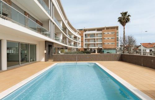 Sao Martinho do Porto Apartment | Golden Terrace Delight