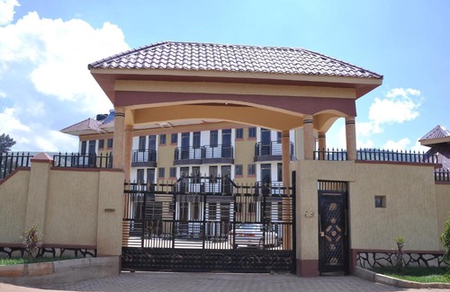 Ibanda Hotel | GOLDEN VIEW HOTEL IBANDA