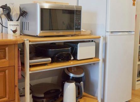 Beaconsfield Apartment | GOLDFIELDS STUDIO APARTMENT, Beaconsfield - Fully Self-contained, air-conditioning