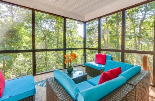 The Woods House | Golf and Hike Home with Resort Perks in Hedgesville