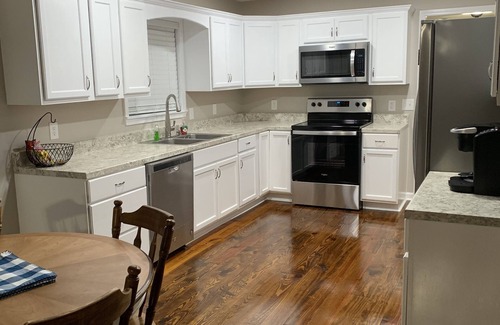 Manning House | Golf and Lake fun on Santee! Bring your boat or golf clubs!