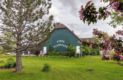 Georgetown House | Golfer's Haven! 3-bdrm cottage with modern comforts in a quaint fishing village
