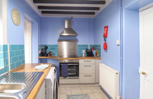 Llanycil Cottage | GOLYGFA'R ORSAF SNOWDONIA NATIONAL PARK, pet friendly in Bala