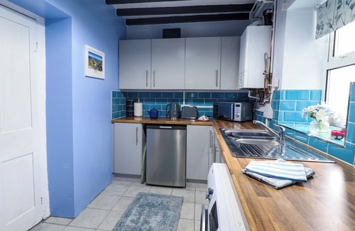Llanycil Cottage | GOLYGFA'R ORSAF SNOWDONIA NATIONAL PARK, pet friendly in Bala