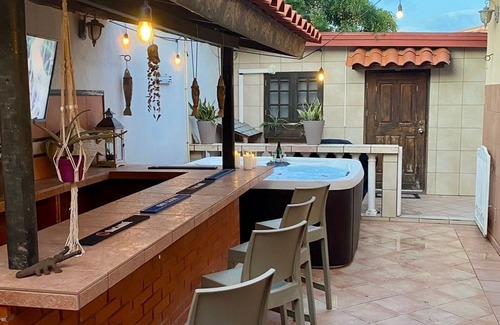 Alto Vista Villa | Gorgeous 3-bedroom villa with a hot tub