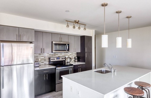 Northeast Bellevue Apartment | Gorgeous Bellevue 2BR w/W/D, Gym & Roof in walkable area, by Blueground