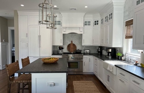 Rumson House | Gorgeous Brand New 4BR in Rumson for Fall, Winter, & Spring!