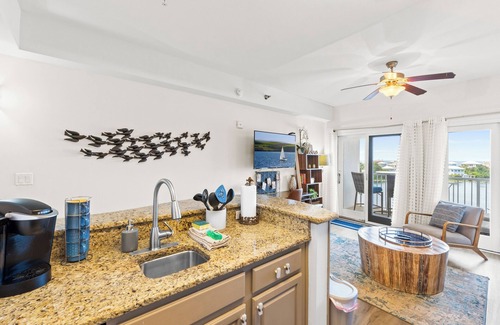 Sunnyside Condo | Gorgeous Gulf view condo in beautiful Carillon beach