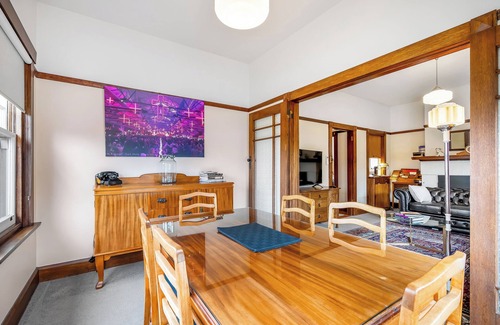 New Town House | Gorgeous Hobart Accommodation: "Park on Park" 4 bedrooms, sleeps 7, 2 bathrooms
