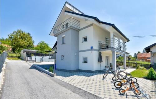 Tuhelj House | Gorgeous Home In Cresnjevec, Tuhelj
