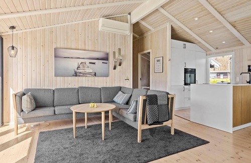 Horsens House | Gorgeous home in Juelsminde with WiFi