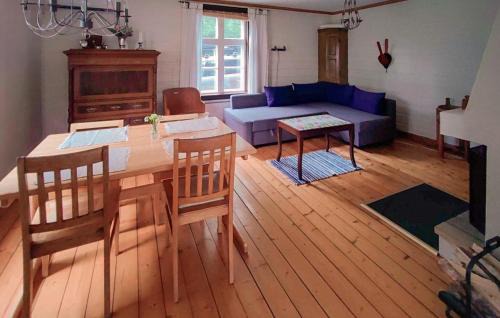 Likenas House | Gorgeous Home In Likenäs With Sauna