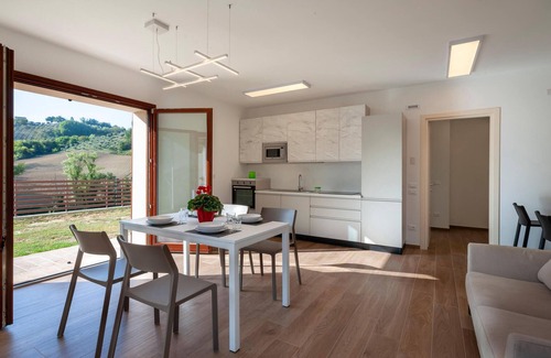 Mogliano House | Gorgeous home in Mogliano