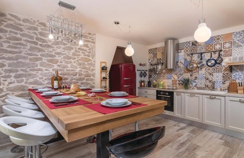 Sveta Nedelja House | Gorgeous home in Nedescina with sauna