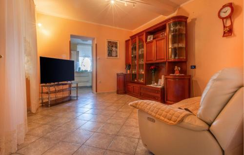 Prem House | Gorgeous Home In Pregarje-Obrov