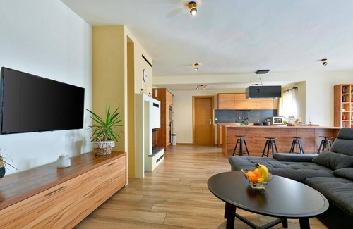 Selnica House | Gorgeous home in Selnica with sauna