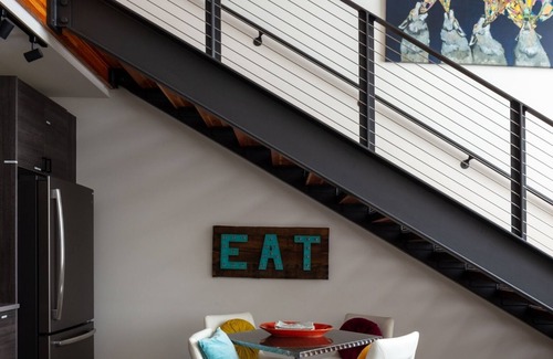 Bozeman House | Gorgeous Midtown Condo