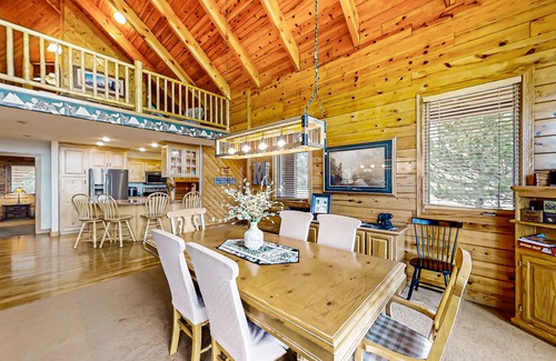 Sweetwater House | Gorgeous mountainside home w/lake-view, fireplace, washer/dryer, & dog-friendly