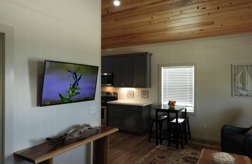 Cherokee House | Gorgeous New Waterfront Cottage w Private Dock Views Boat Kayaks Bonefish Flats