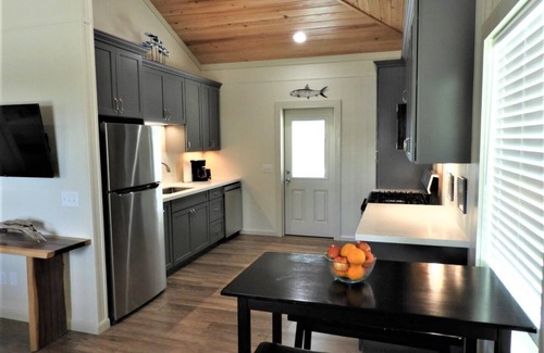 Cherokee House | Gorgeous New Waterfront Cottage w Private Dock Views Boat Kayaks Bonefish Flats