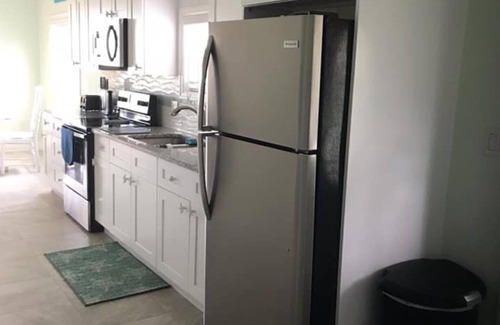 Micco Cottage | Gorgeous Riverfront Fishing Cottage in Sebastian, FL - Ask about 2025 nSpecials