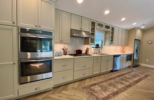 Ocracoke House | Graceland: Dog Friendly Home Convenient Location