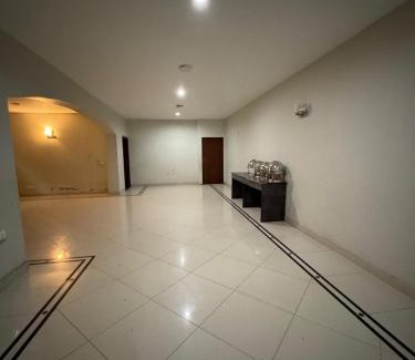 F-8 Sector House | Graceland House