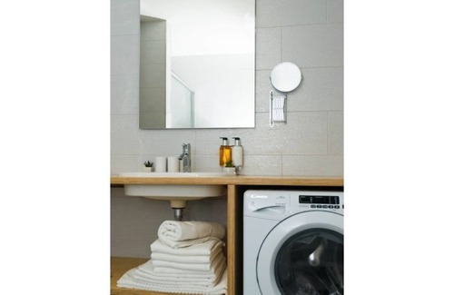 Vrsovice Apartment | Grand Apartment, bathtub - Room Only