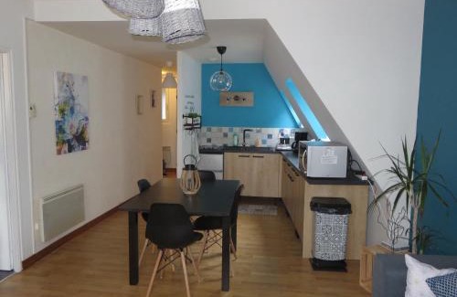 Thouars Apartment | Grand appartement chaleureux