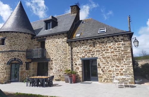 Miniac-Morvan House | Grand Gîte Près de Saint-malo