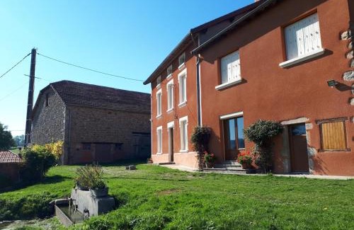 Saint Bonnet des Quarts House | Grand Gite Maison d Alice Auvergne - 15 personnes