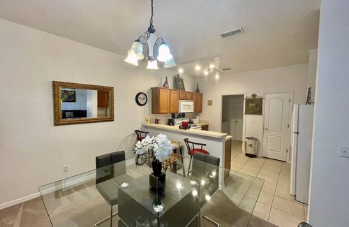Sandy Ridge House | Grand Holiday 4BD Pool Home at Disney & Universal