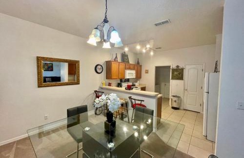Sandy Ridge House | Grand Holiday 4BD Pool Home at Disney & Universal