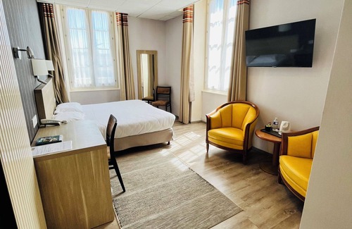 Mayenne Hotel | Grand Hotel