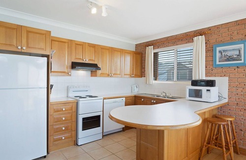 Narooma Apartment | Grand Pacific 1 Unit 3 - First Floor
