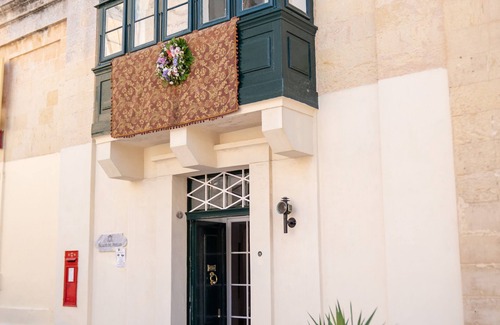 Mdina Old City House | Grand Palazzo in Mdina's main square