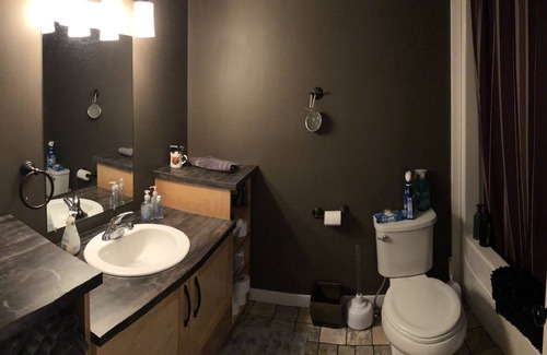 Dawson Creek House | Grand View Executive Suite