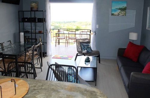 Villa Borinquen House | Grand View with Casita- On one of the island’s higher hills with astounding vie
