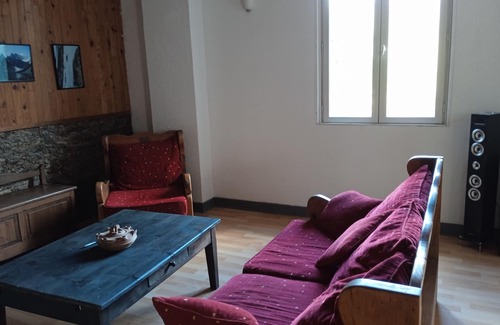 Lavans-les-Saint-Claude House | Grande Maison au Clame et en Pleine Nature, vue Imprenable!