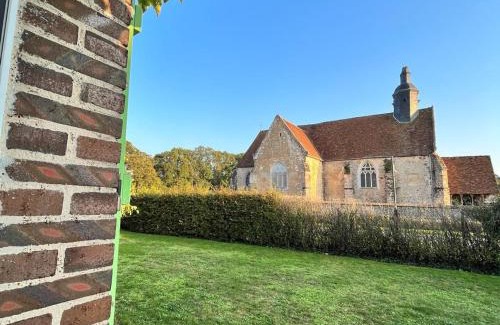 Montireau House | Grande maison de charme avec jardin clos, idéale pour familles et amis, au cœur du Perche - FR-1-581-94