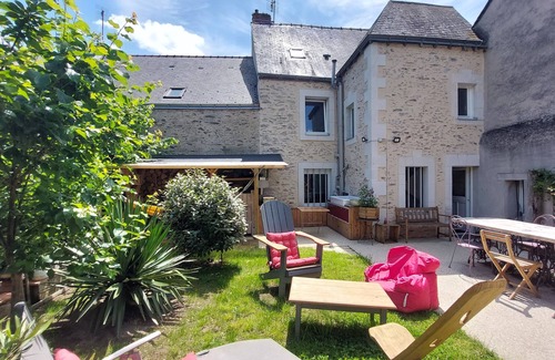 La Possonniere House | Grande Maison de Caractère à 5 Minutes de la Loire. Idéal, Accueil de Famille