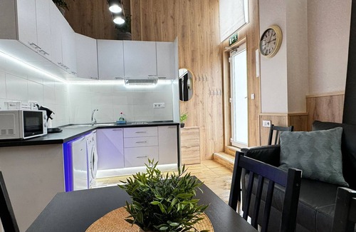 Poblats Maritims Apartment | Grandera Apart's - Lliri 32, Apart 6