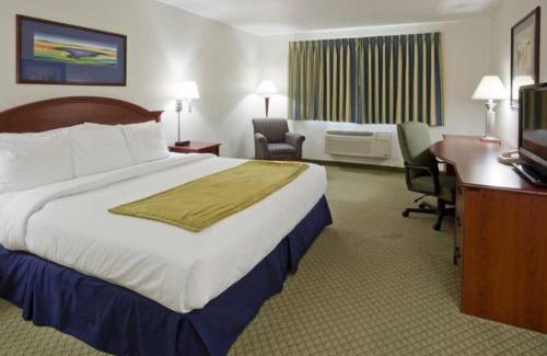 Becker Hotel | GrandStay Hotel & Suites Becker