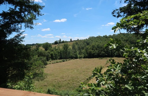Saint-Bonnet-la-Riviere House | Grange La Rouge - gîte Corrèze Breathtaking view of the surrounding countryside!