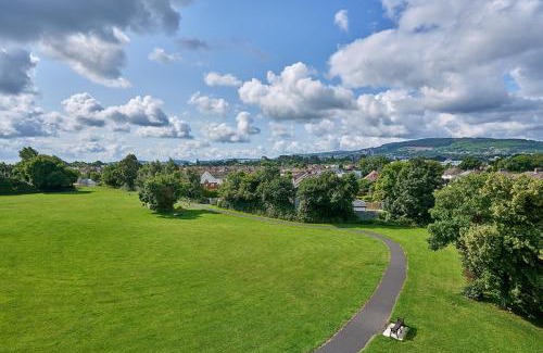 Stillorgan Apartment | Grange One By Dublin At Home