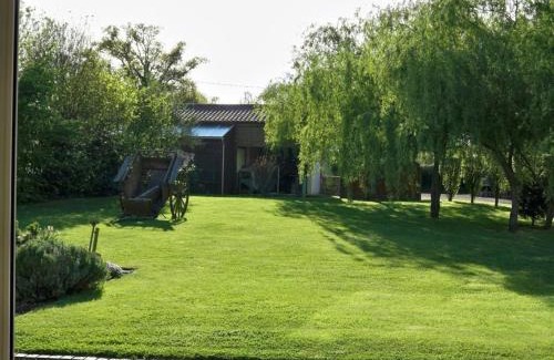 Le Champ-Saint-Pere House | Grange rénovée avec piscine privative - 4 ch, jardin clos, à 7 km d'Indian Forest - FR-1-426-304