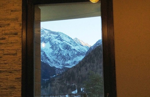Arnoga Apartment | GRAYNITE - ADAMELLO PEAK - ONE Apartment