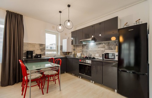 Tractorul Apartment | Great Apart Near Mall