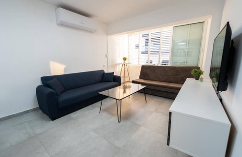 Bat Yam Apartment | Great apartment in good place